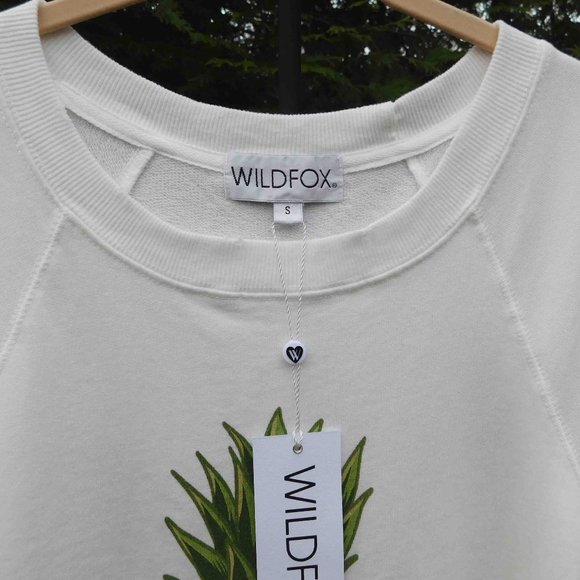 Wildfox Cropped Pineapple Sweatshirt with Raw Hem NWT - Picture 2 of 4